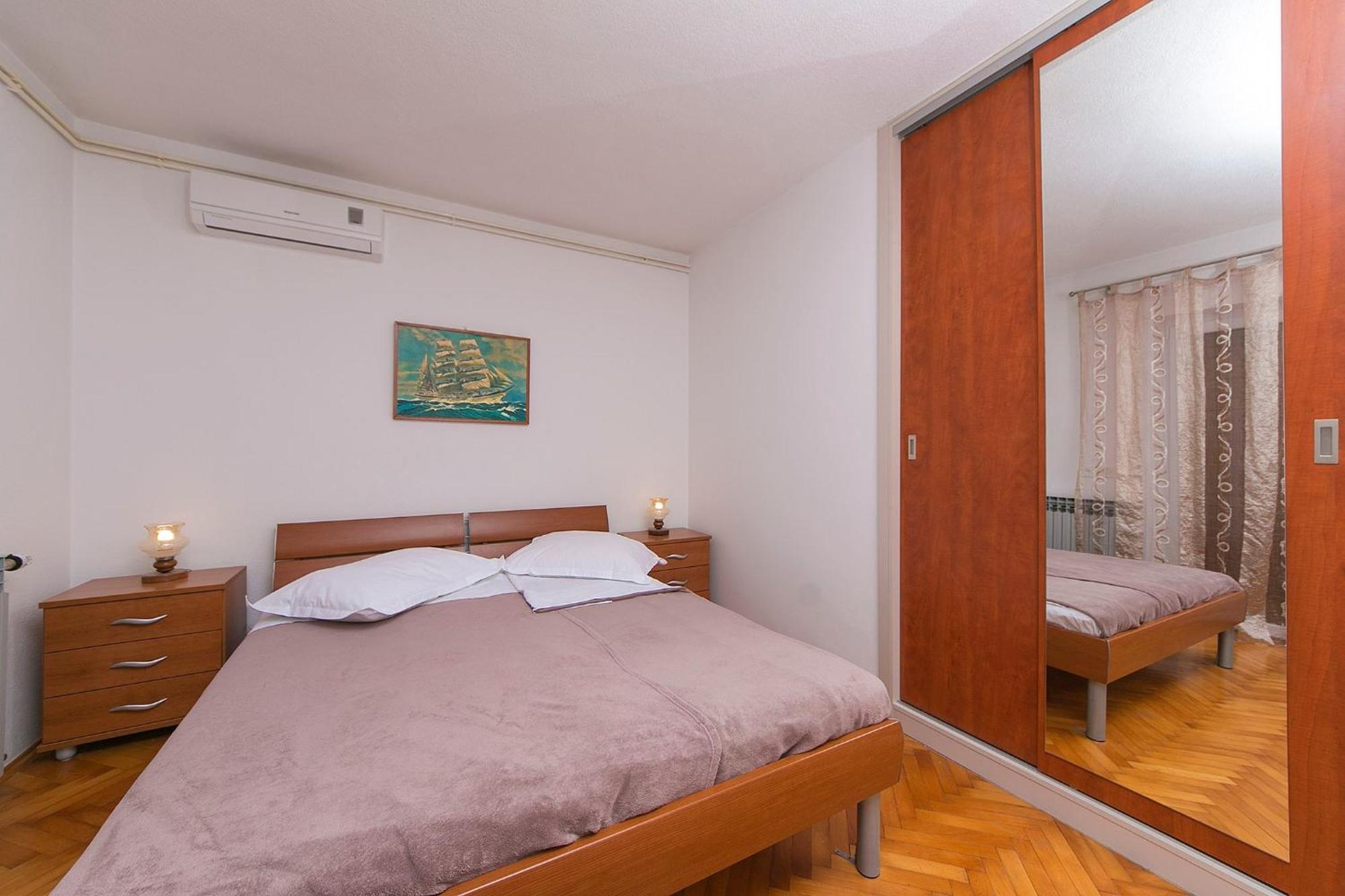 Apartments By The Sea Brela, Makarska - 20778 الغرفة الصورة