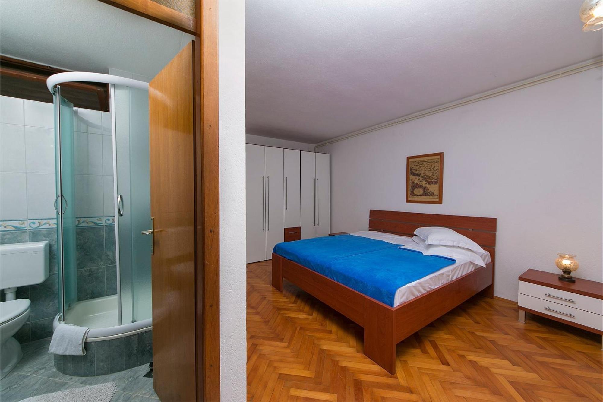 Apartments By The Sea Brela, Makarska - 20778 الغرفة الصورة